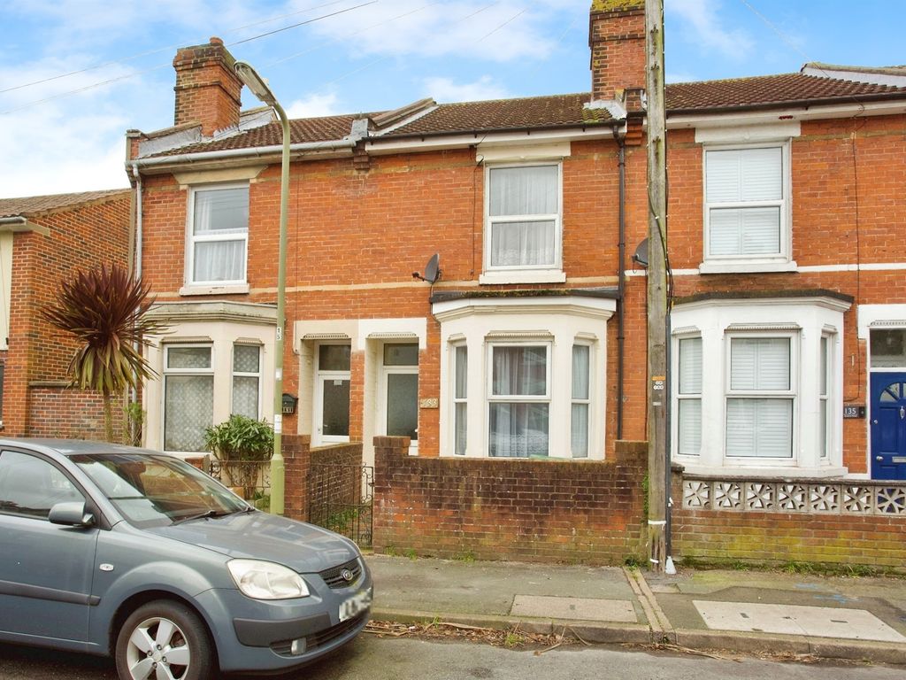 3 bed terraced house for sale in Queens Road, Gosport PO12, £235,000