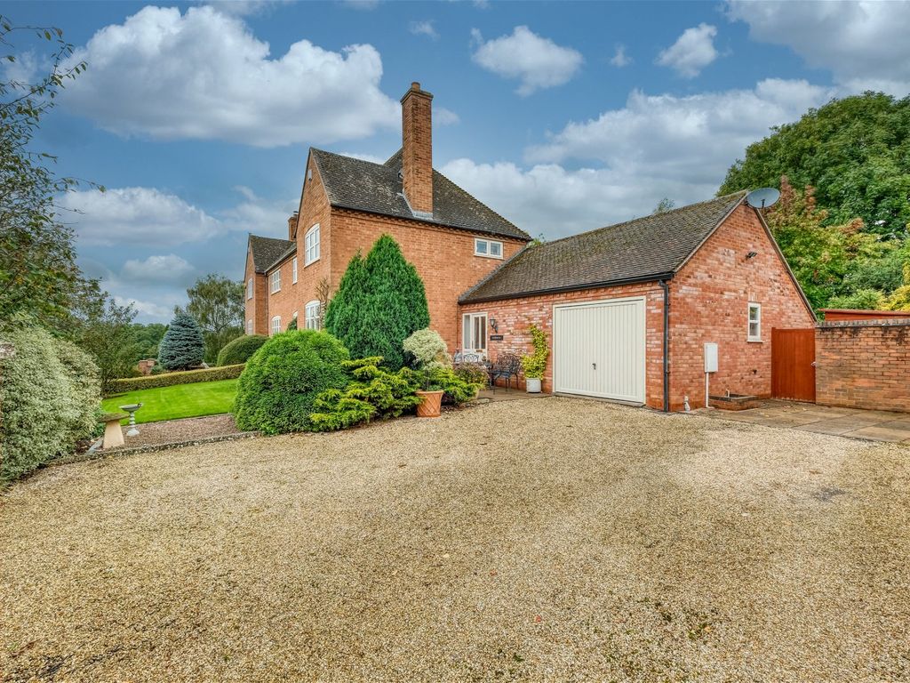 3 bed semidetached house for sale in Laugherne Park, Martley