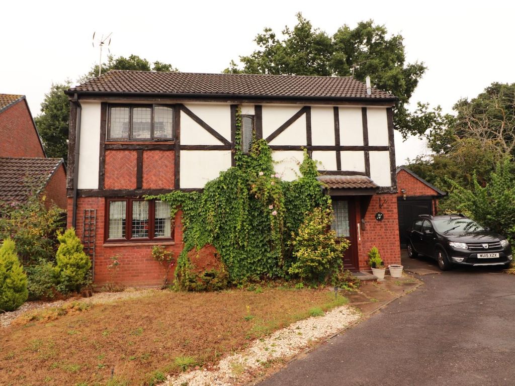 3 bed detached house for sale in Hampden Close, Yate, Bristol BS37 Zoopla