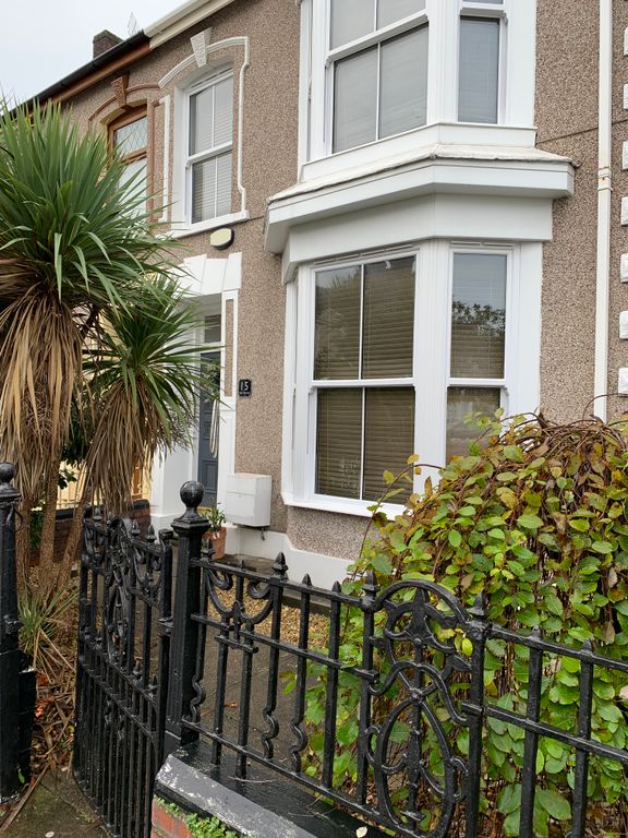 3 bed semidetached house for sale in Glenalla Road, Llanelli SA15, £