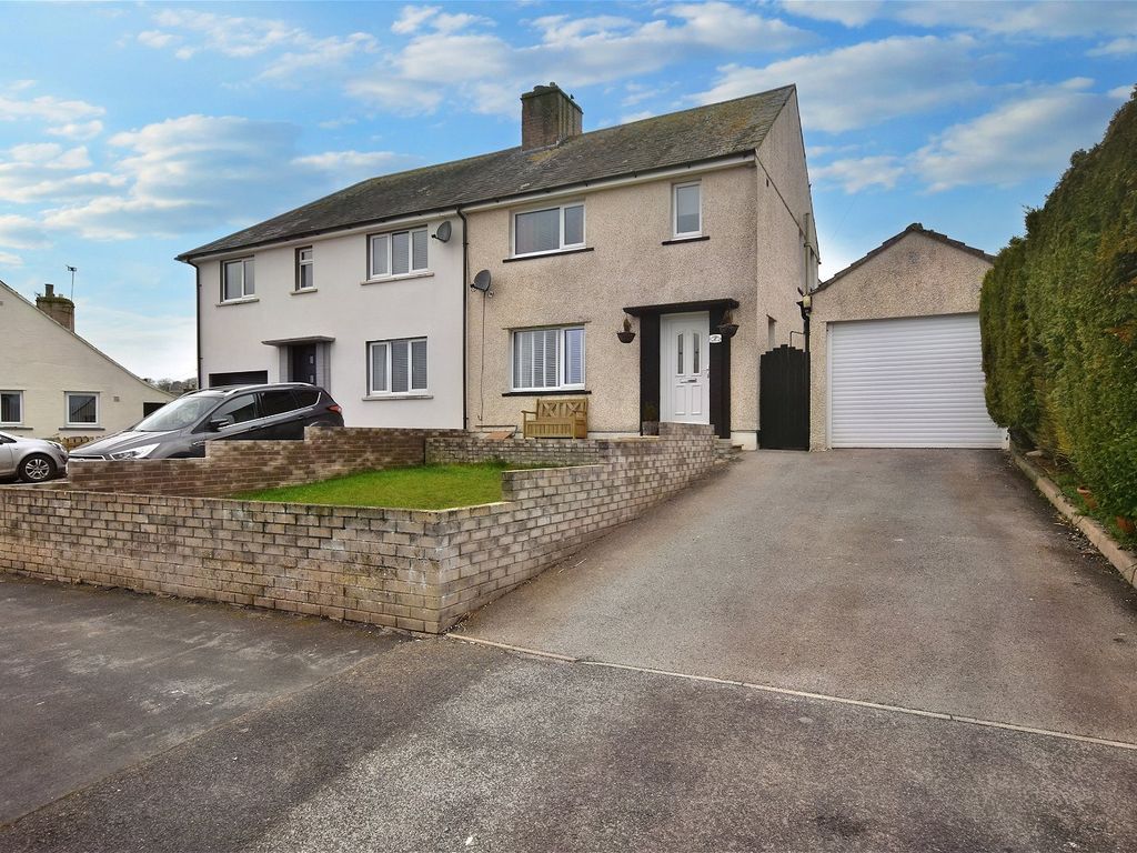2 bed semidetached house for sale in Stoneycroft, Great Clifton