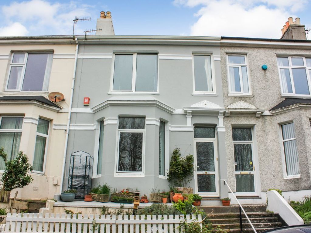 3 bed terraced house to rent in South View Terrace, Plymouth PL4, £