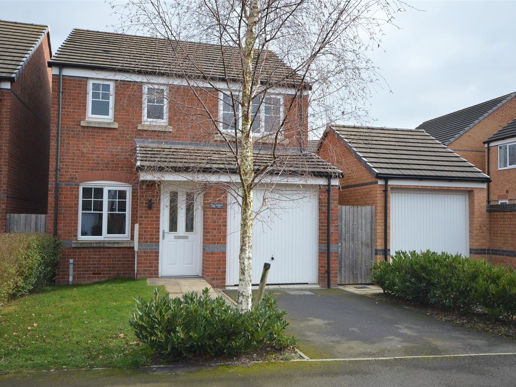 3 bed detached house to rent in Woodpecker Close, Sandbach CW11, £1,100