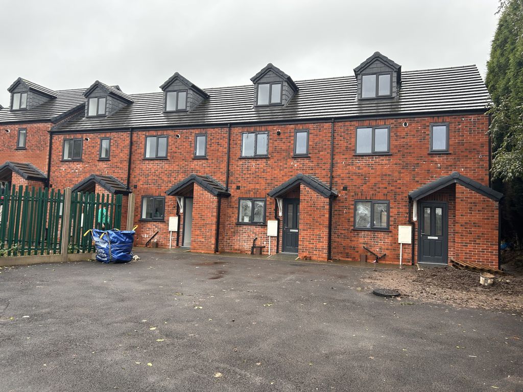 New home, 3 bed end terrace house for sale in Summerbank Road, Tunstall