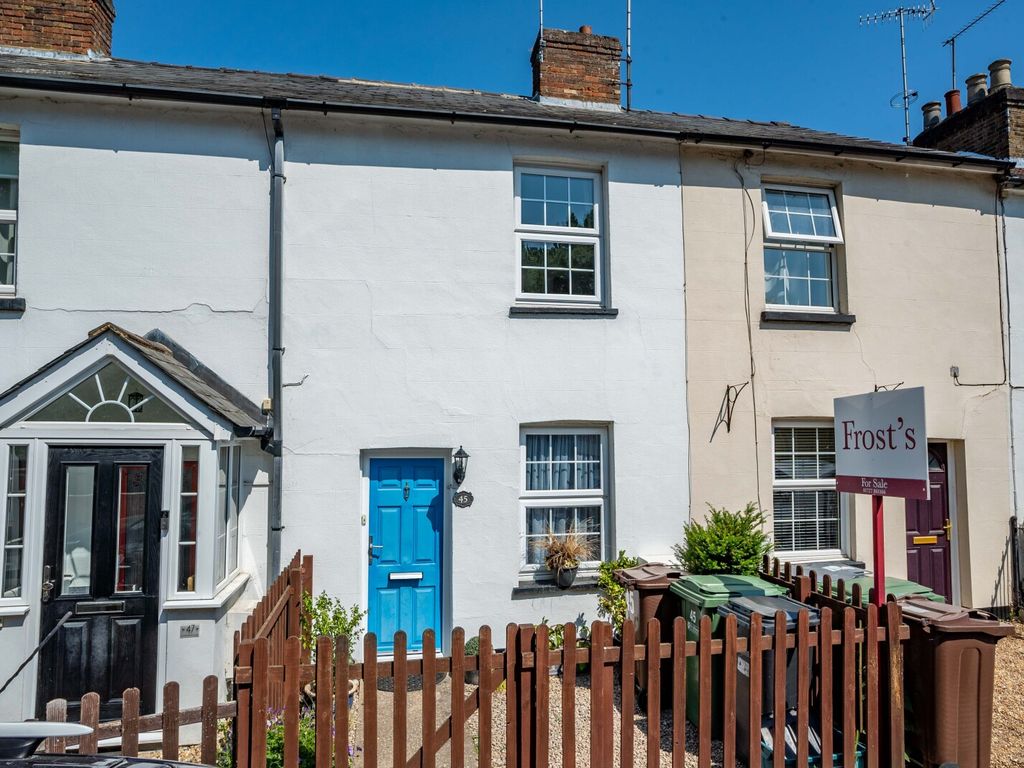 2 bed terraced house for sale in Branch Road, Park Street, St. Albans