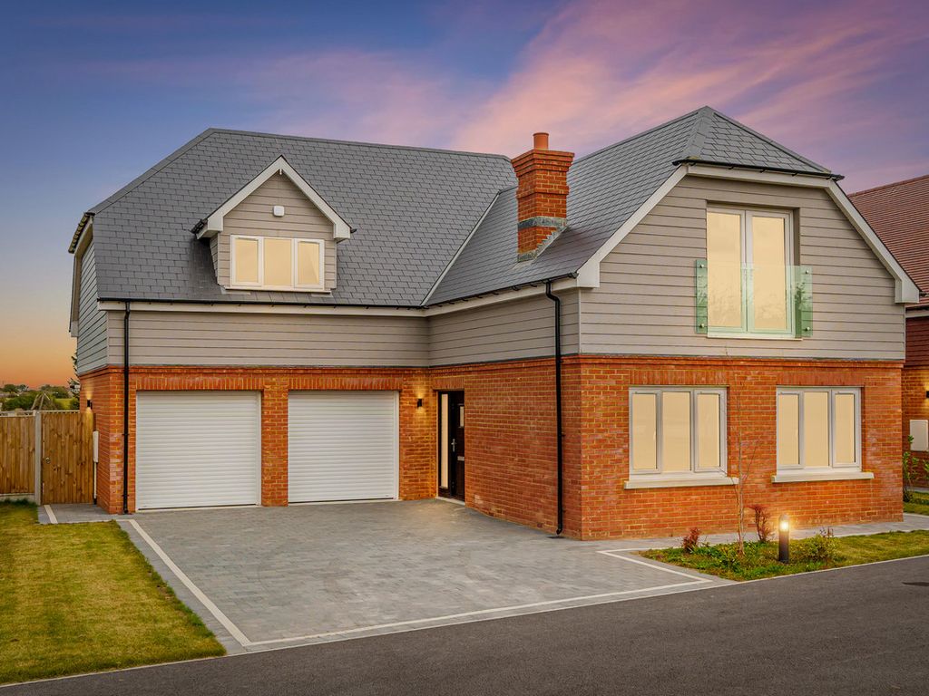 4 bed detached house for sale in Manston Road, Ramsgate CT12, £750,000 Zoopla