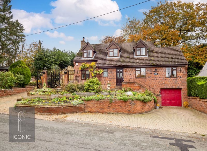 3 bed detached house for sale in Ringland Road, Taverham, Norwich NR8