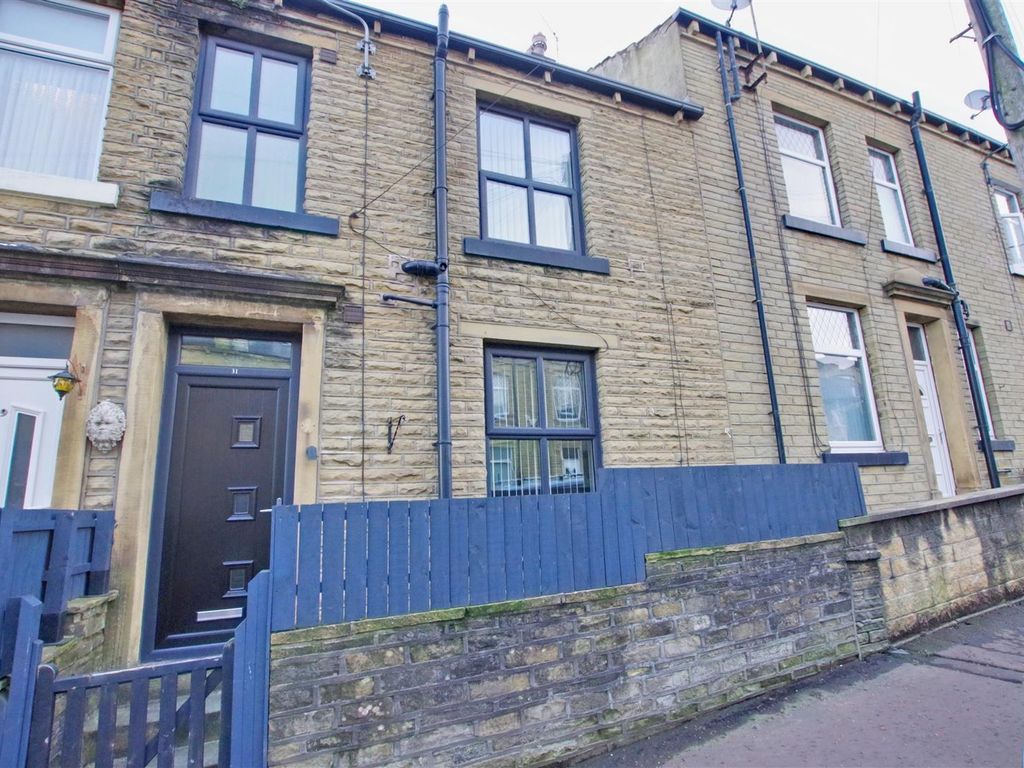 2 bed terraced house for sale in Catherine Street, Elland HX5, £100,000