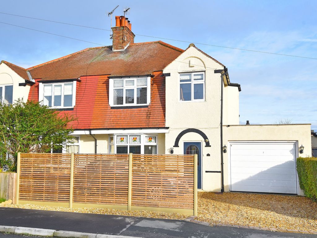 3 bed semidetached house for sale in Rydal Road, Harrogate HG1 Zoopla