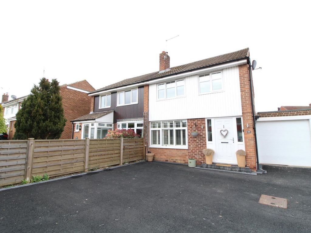 3 bed semidetached house for sale in Ladywell Way, Ponteland