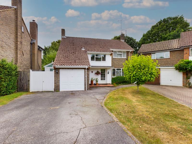 Orde Close Crawley RH10  