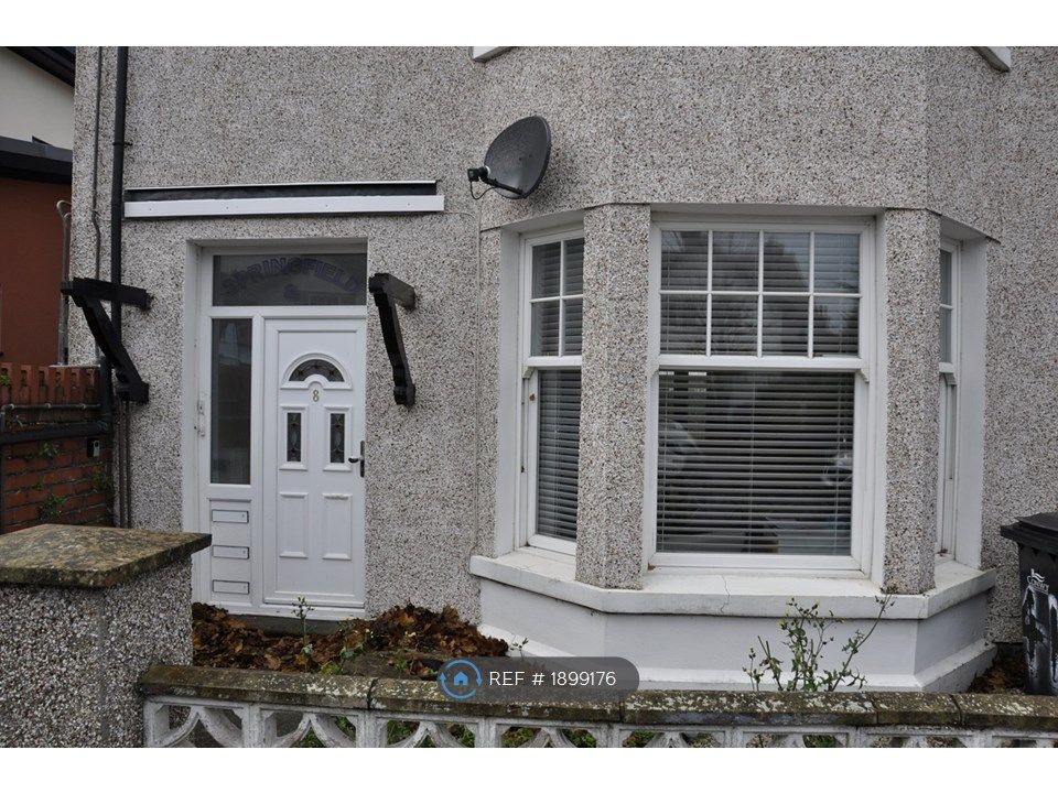 2 bed flat to rent in Morley Rd, Llandundo LL30, £775 pcm Zoopla