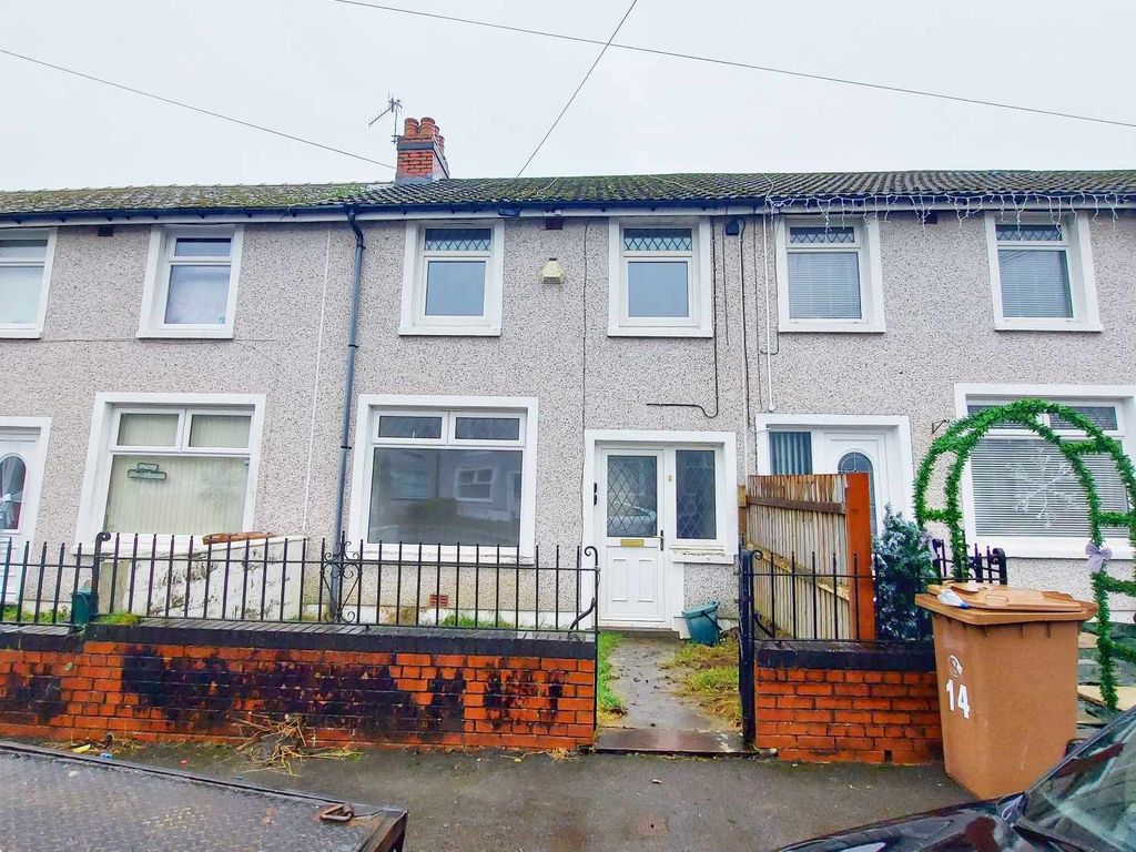3 bed terraced house to rent in Pendarren Street, Penpedairheol