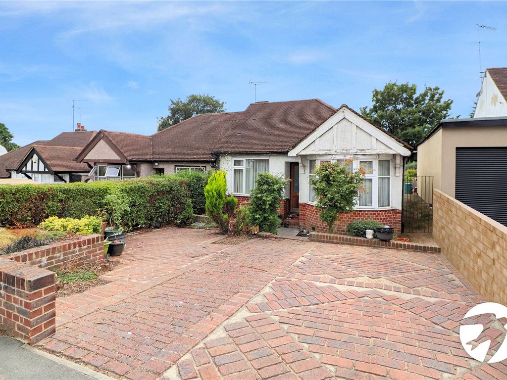 2 bed bungalow for sale in Eversley Avenue, Barnehurst, Kent DA7 Zoopla