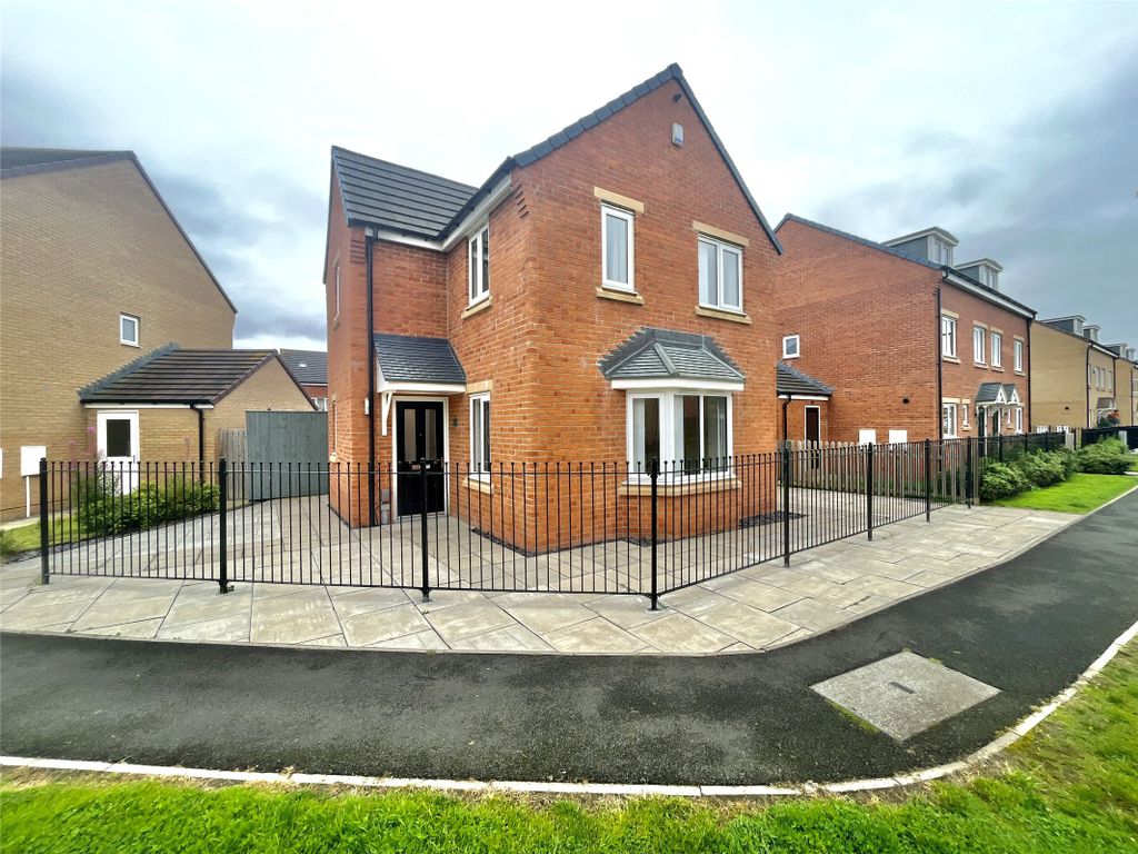 3 bed detached house for sale in Kirkland Chase, Meadow Rise, Newcastle Upon Tyne NE5, £240,000