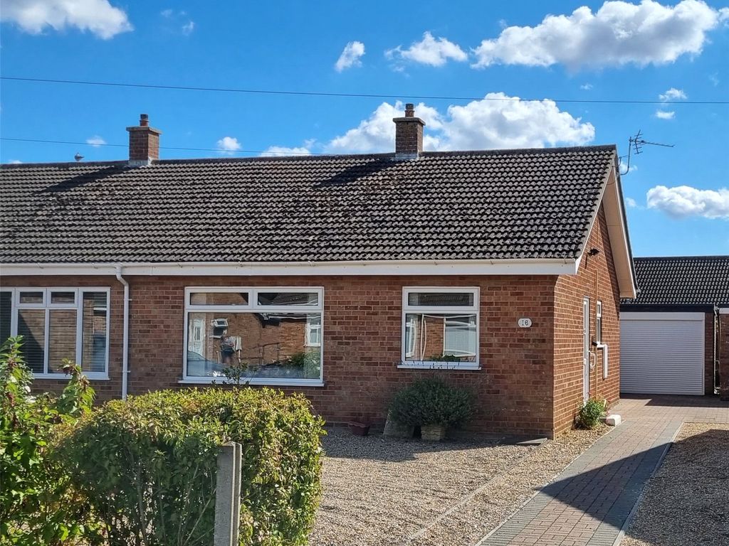 2 bed bungalow for sale in Warwick Drive, Wymondham, Norfolk NR18 Zoopla
