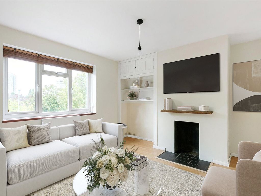 2 bed flat for sale in Moreton House, Garratt Lane SW17, £350,000 Zoopla