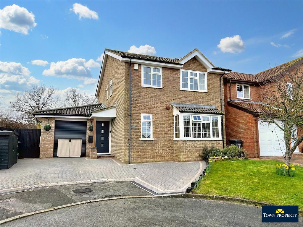 5 bed detached house for sale in Oaklands, Westham, Pevensey BN24 Zoopla