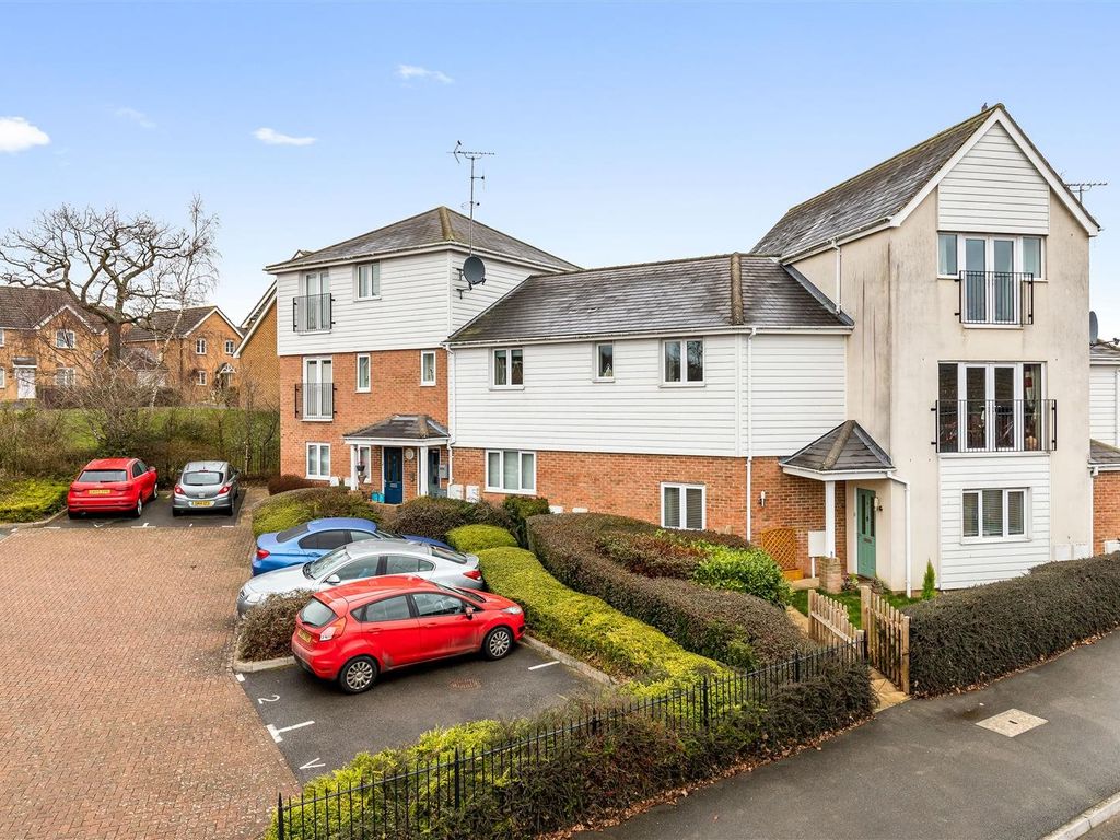 2 bed flat to rent in Forest Avenue, Orchard Heights, Ashford TN25 Zoopla