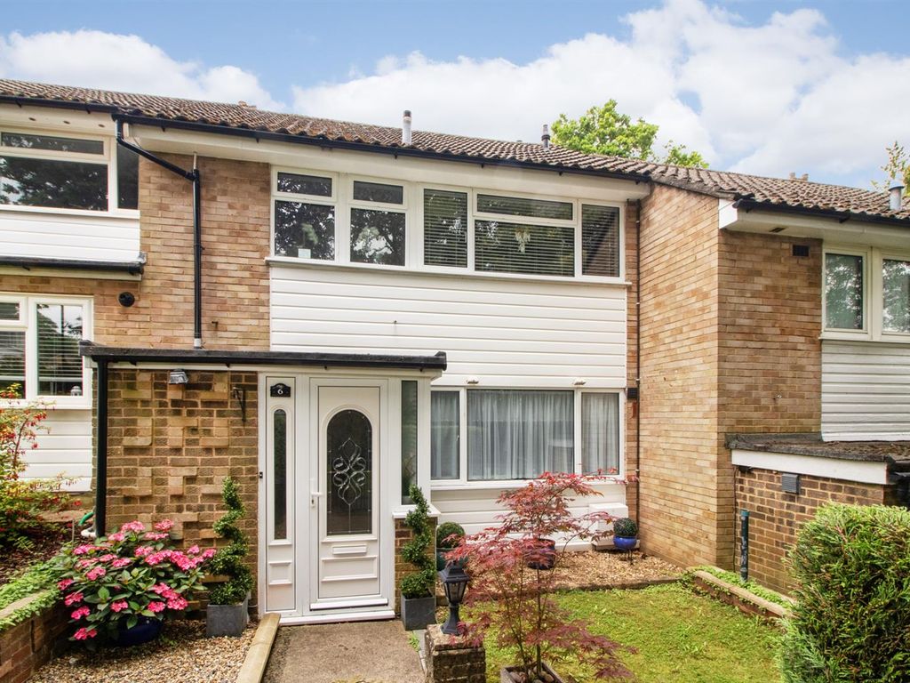 3 bed terraced house for sale in St. Marys Grove, Biggin Hill