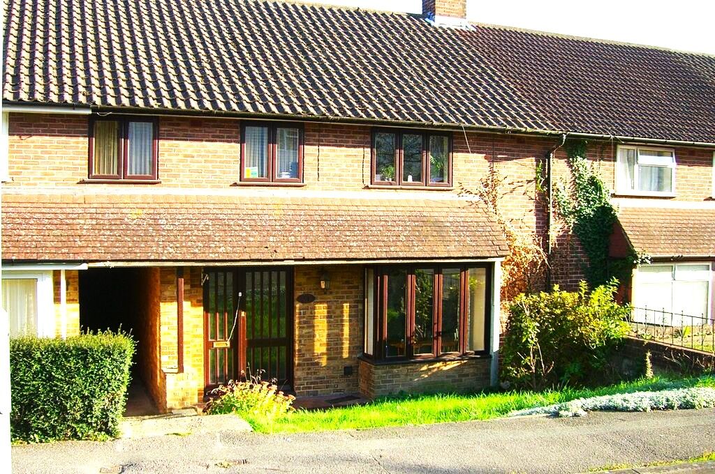 5 bed terraced house for sale in Walpole Road, Stanmore, Winchester