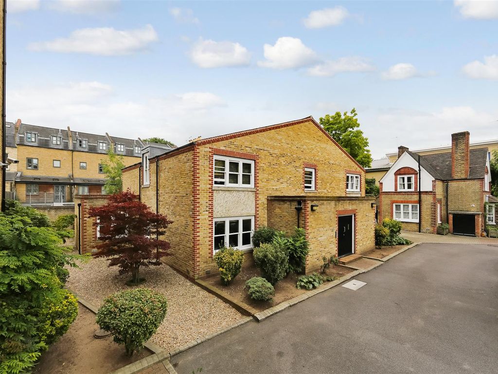 2 bed flat to rent in Reed Place, London SW4 Zoopla