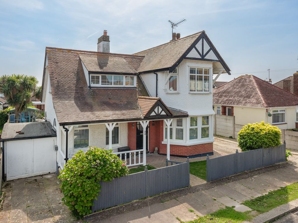 4 bed detached house for sale in Fernlea Avenue, Herne Bay CT6, £575,000 Zoopla