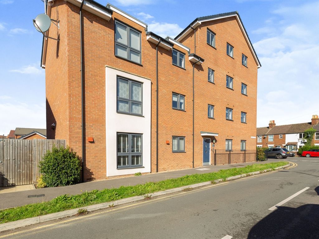 Putman Street, Aylesbury HP19  