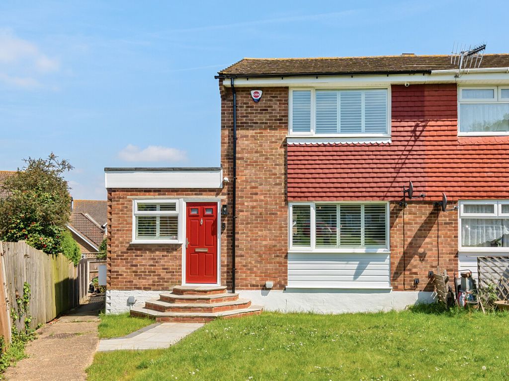 4 bed end terrace house for sale in Tyron Way, Sidcup DA14, £495,000