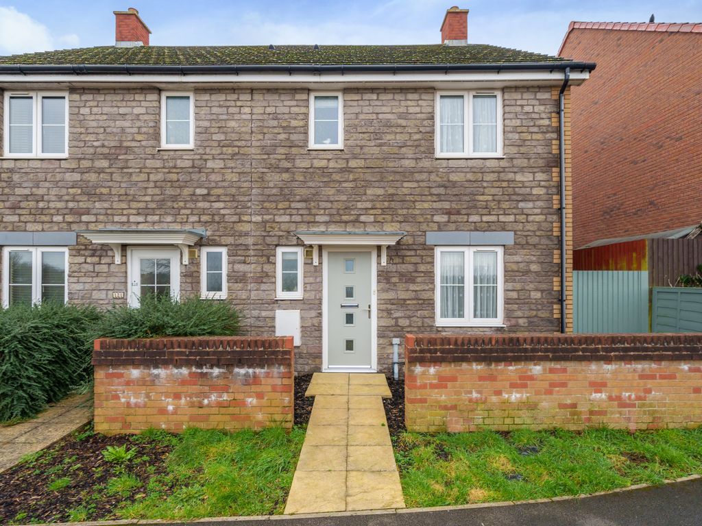 3 bed semidetached house for sale in Westerleigh Road, Yate, Bristol, South Gloucestershire