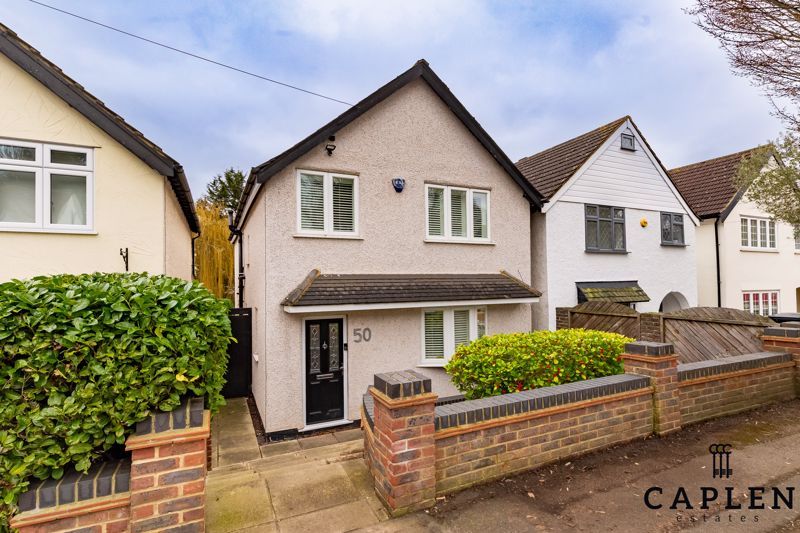 4 bed detached house for sale in Goldings Road, Loughton IG10 Zoopla