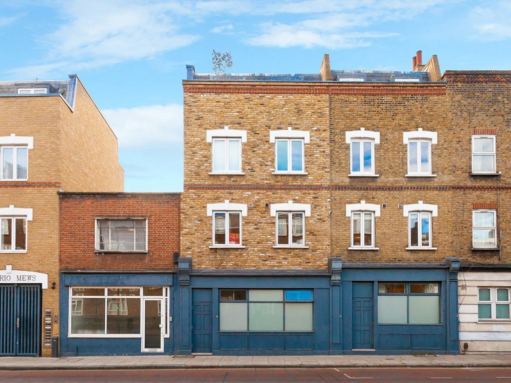 Valerio Mews, London N1