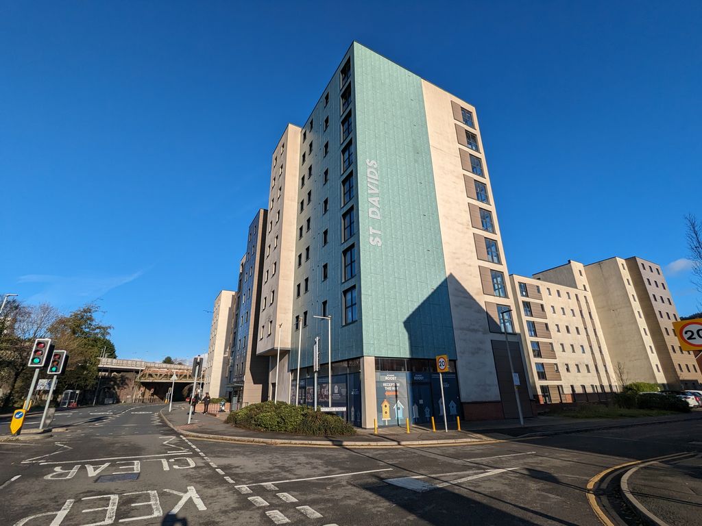 Retail premises to let in New Cut Road, Swansea SA1, £10,000 pa Zoopla