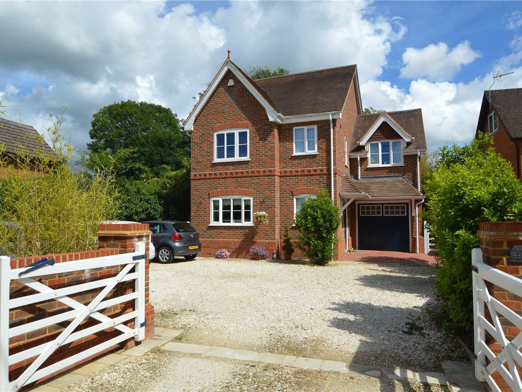 5 bed detached house for sale in Hyde End Road, Shinfield, Reading