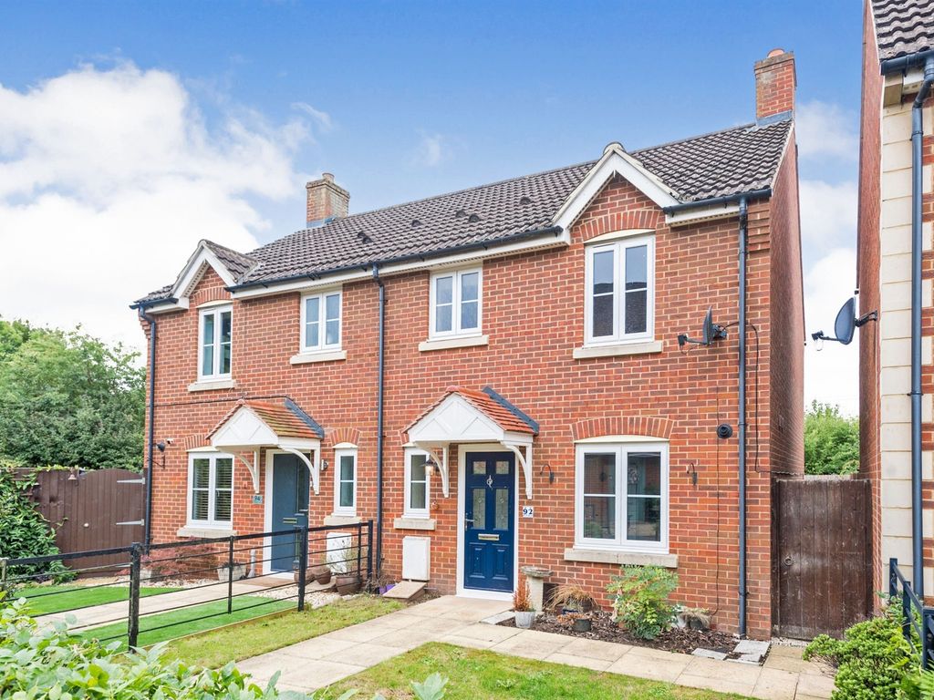 Callington Road, Swindon SN25  