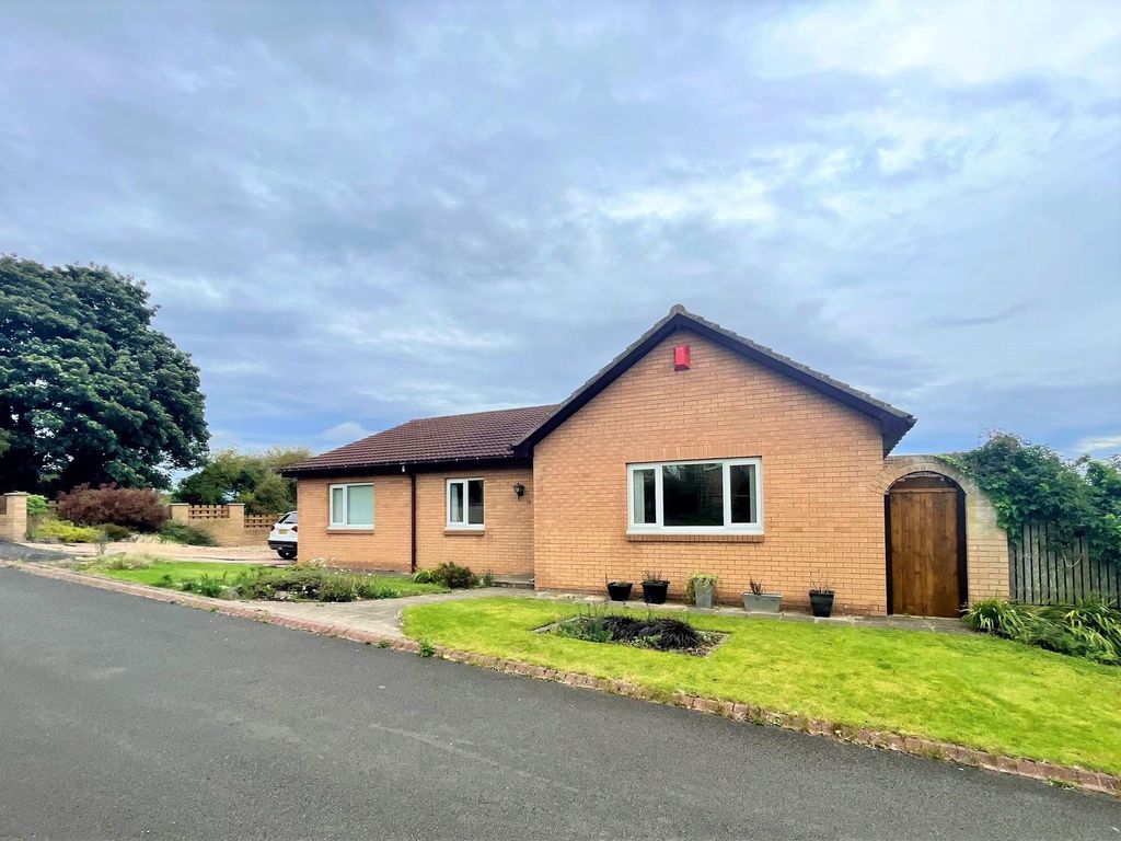 4 bed detached house for sale in Highfield Park, Alnwick NE66 Zoopla