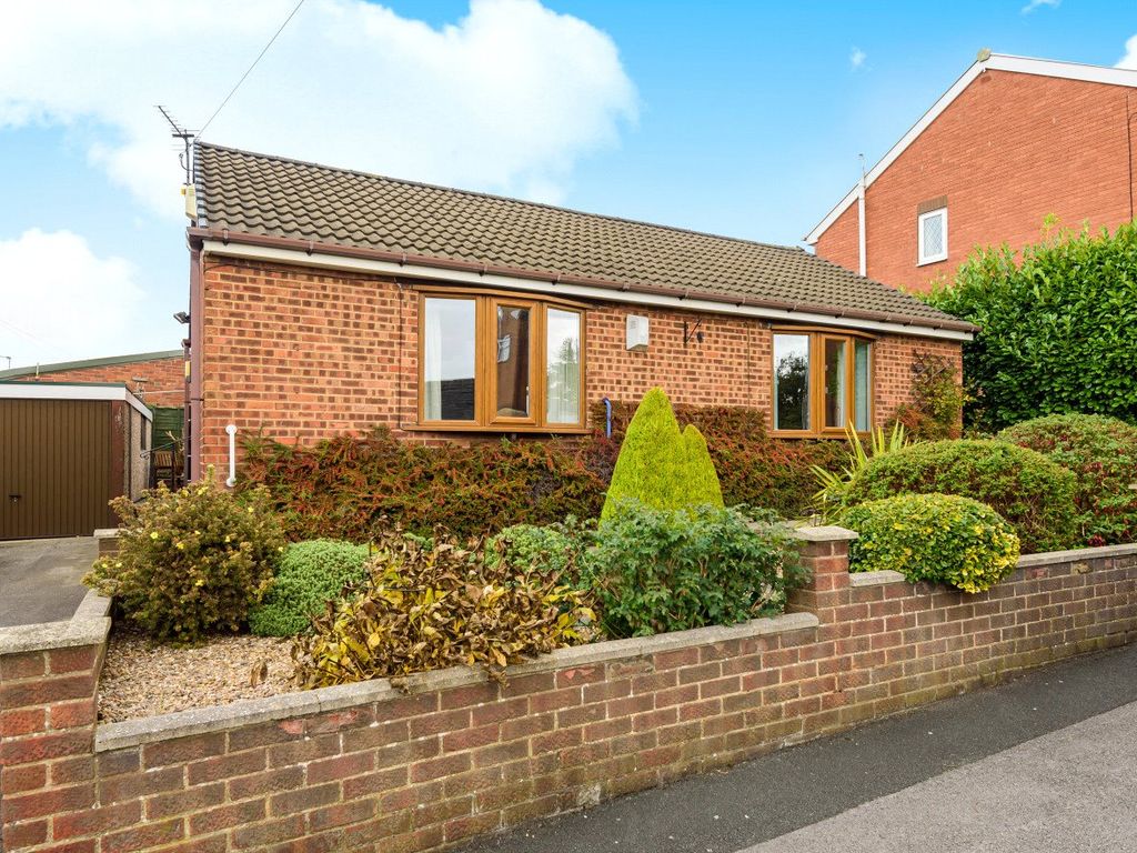 2 bed detached bungalow for sale in Lawns Lane, Carr Gate, Wakefield