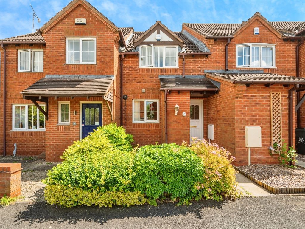 2 bed semidetached house for sale in Arran Place, Worcester WR5, £