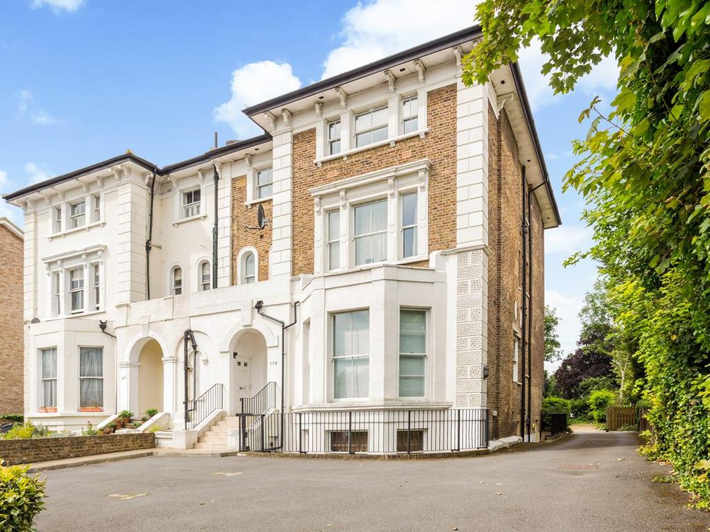 1 bed flat to rent in Ewell Road, Surbiton KT6, £1,200 pcm Zoopla