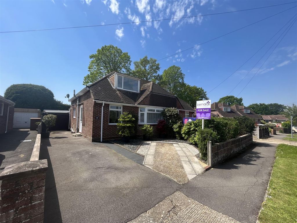 4 bed property for sale in Southmead Road, Fareham PO15 Zoopla
