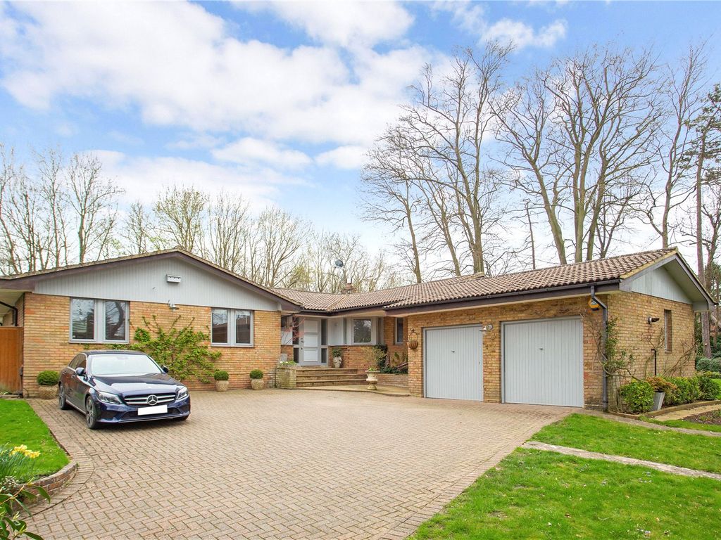 4 bed bungalow for sale in Park Lane, Ashtead, Surrey KT21 Zoopla