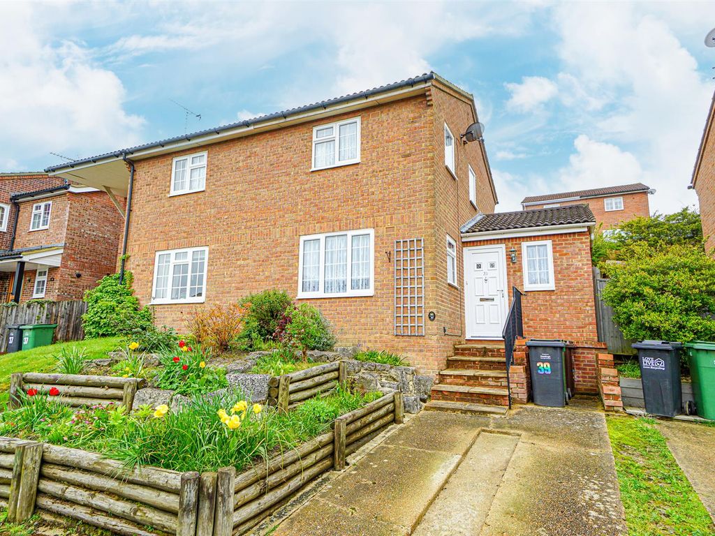 2 bed semidetached house for sale in Wentworth Way, St. LeonardsOn