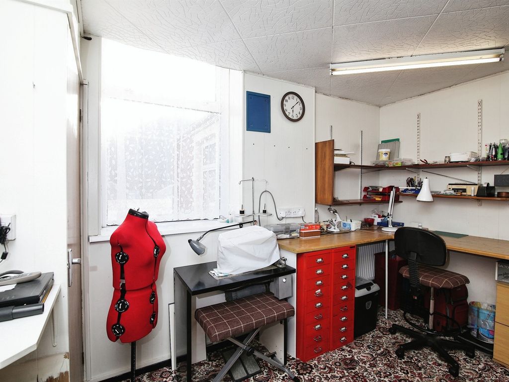 3 bed end terrace house for sale in Maindee Road, Ynysddu, Newport NP11