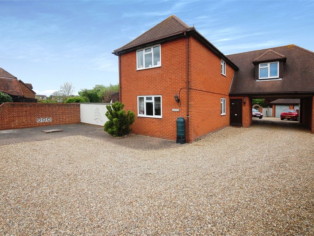 5 bed detached house for sale in The Street, Latchingdon, Chelmsford
