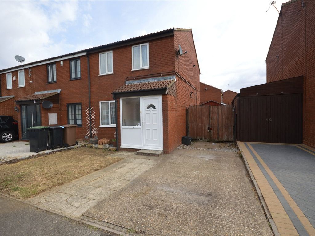 3 bed semidetached house for sale in Peregrine Road, Luton LU4 Zoopla