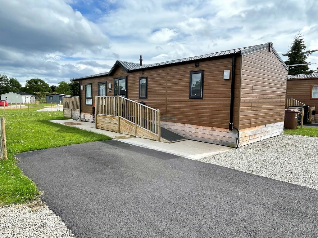 2 bed mobile/park home for sale in Findhorn Park, Riverview, Mundole
