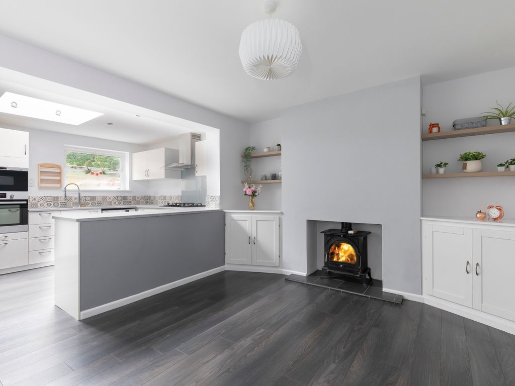 2 bed terraced house to rent in Park Street, Cheltenham GL50 Zoopla