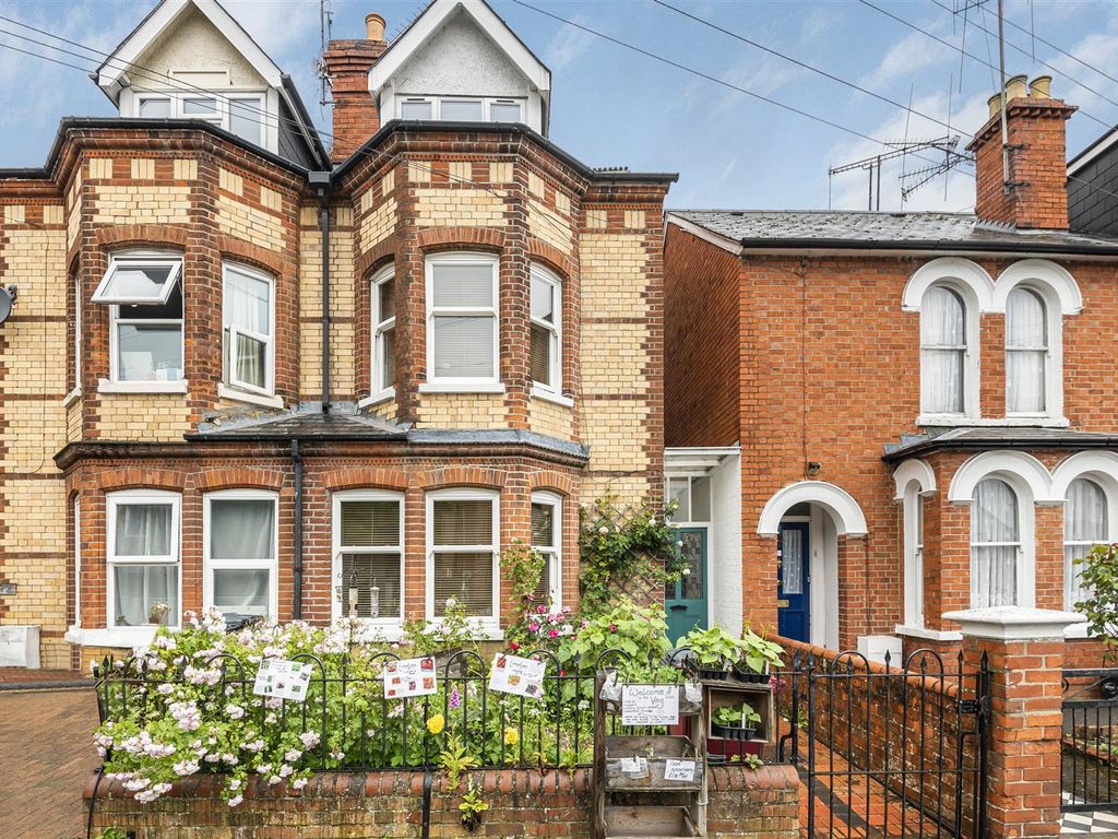 4 bed semidetached house for sale in Culver Road, Earley, Reading RG6