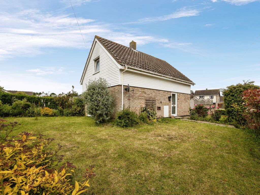 2 bed bungalow for sale in Orchard Way, Wymondham, Norfolk NR18 Zoopla