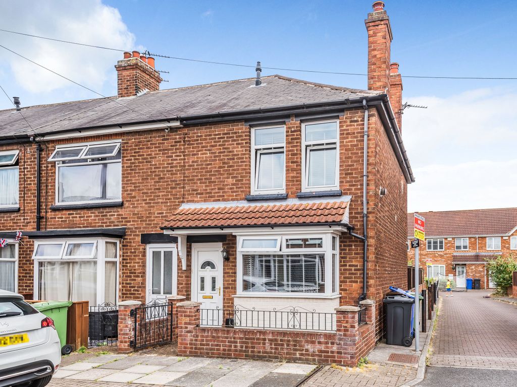 2 bed terraced house for sale in Bowers Avenue, Grimsby DN31 Zoopla